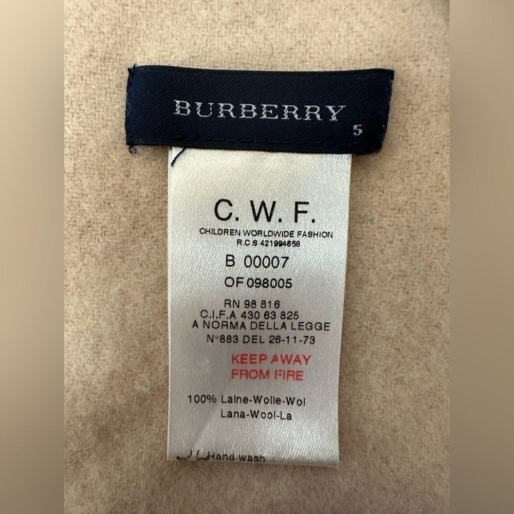 Burberry Kids Check Scarf in Beige and Black - Picture 5 of 9